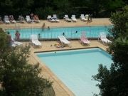 SUD ardèche La piscine du camping les roches 2